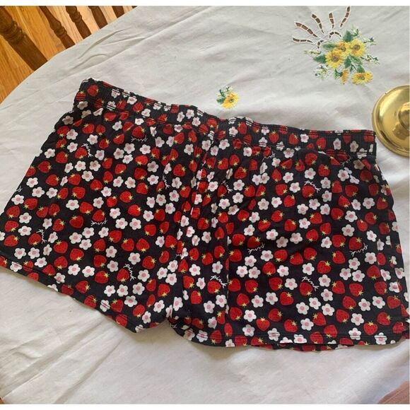 Victoria's Secret Pink Pajama Shorts Womens XXL Red Floral Loungwear - Picture 6 of 7